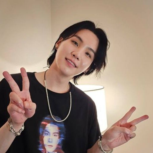 SUGA (BTS)の最新写真