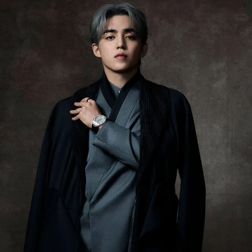 Latest photo of S.Coups (SEVENTEEN)