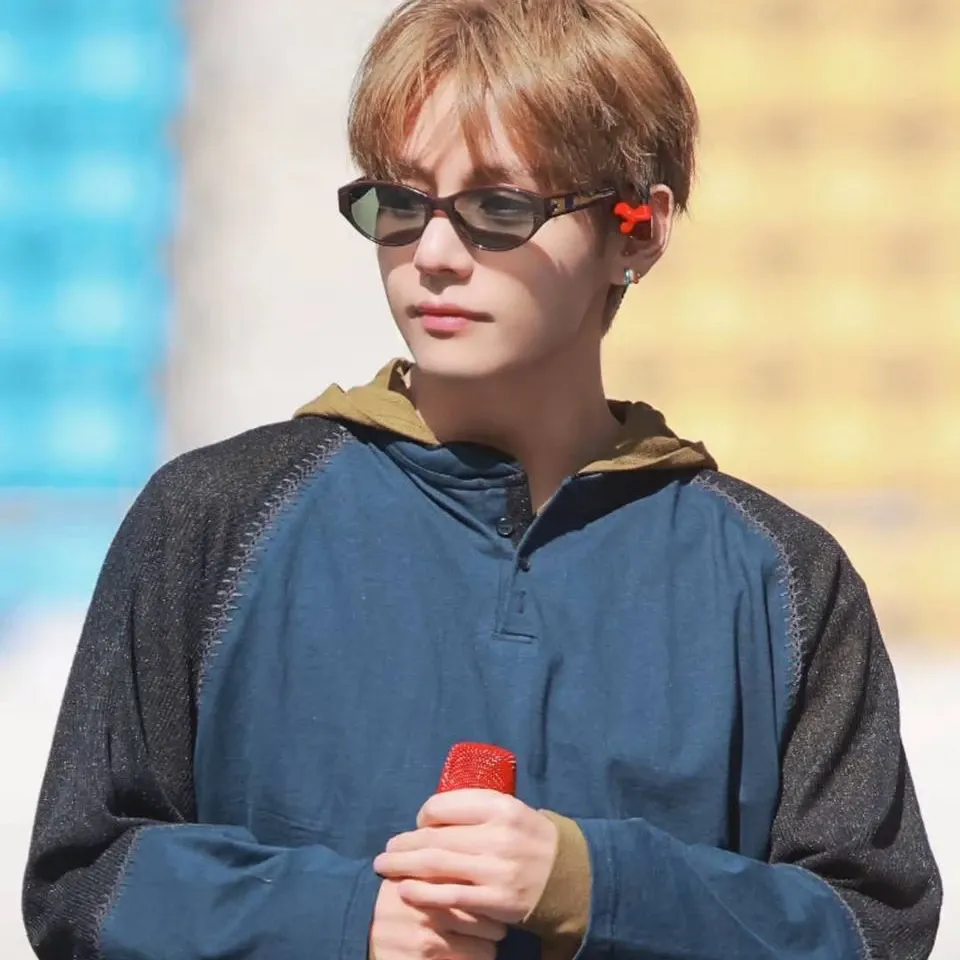 Recent activity shot of Onew (SHINee)