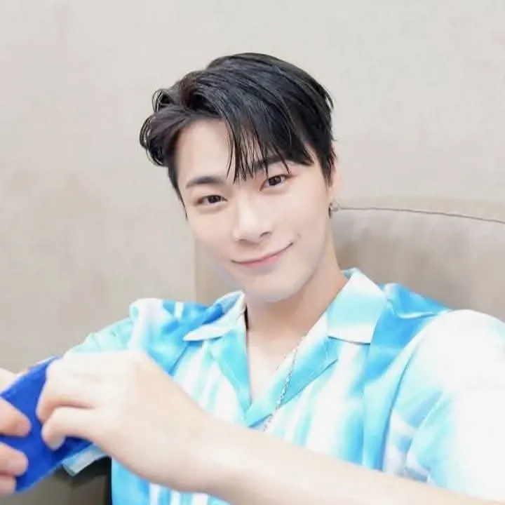 Recent activity shot of Moonbin (ASTRO)