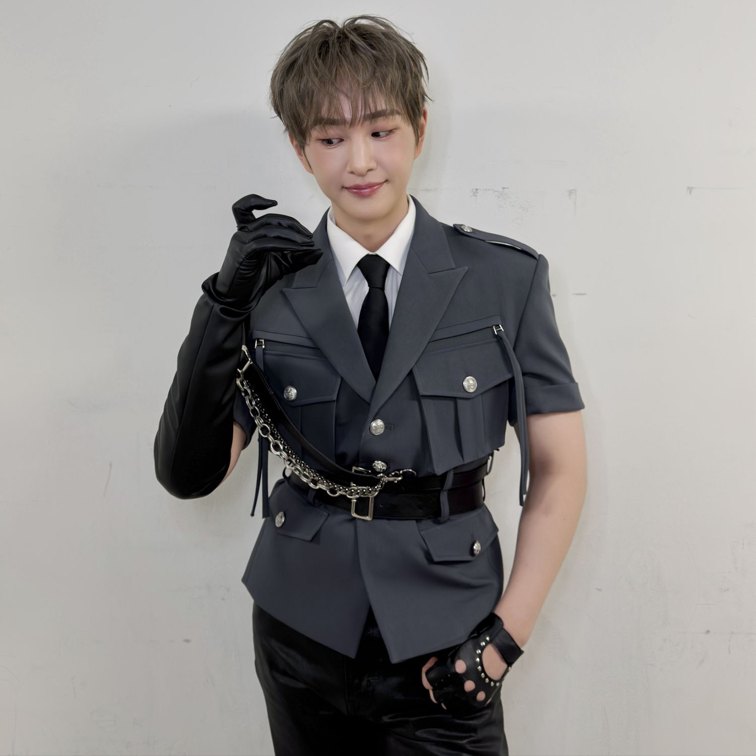 Potret di balik layar Onew (SHINee)