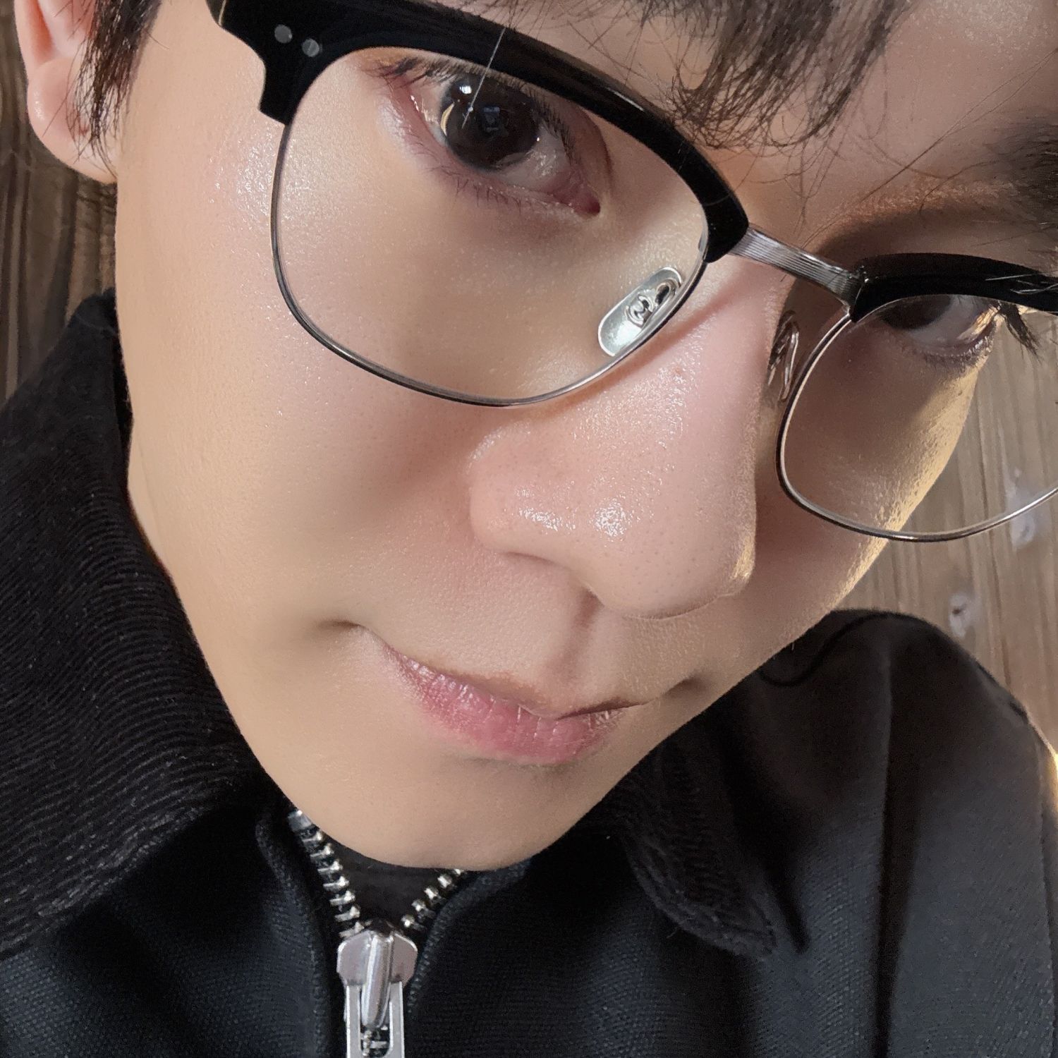 Behind-the-scenes cut of Chen (EXO)