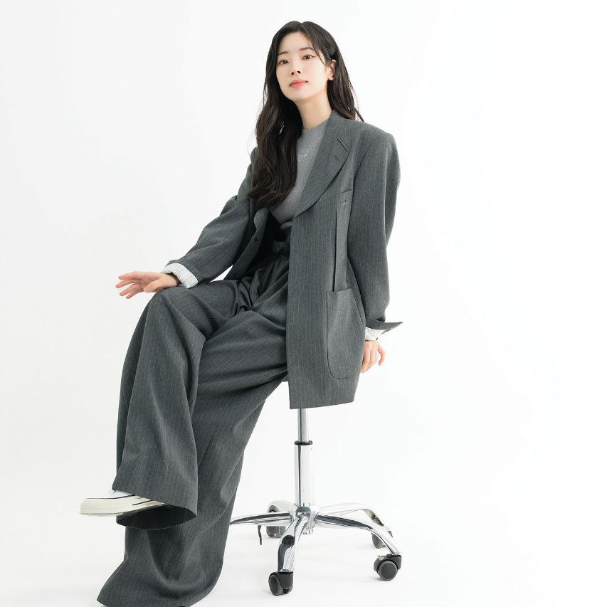 Foto aktivitas terbaru TWICE