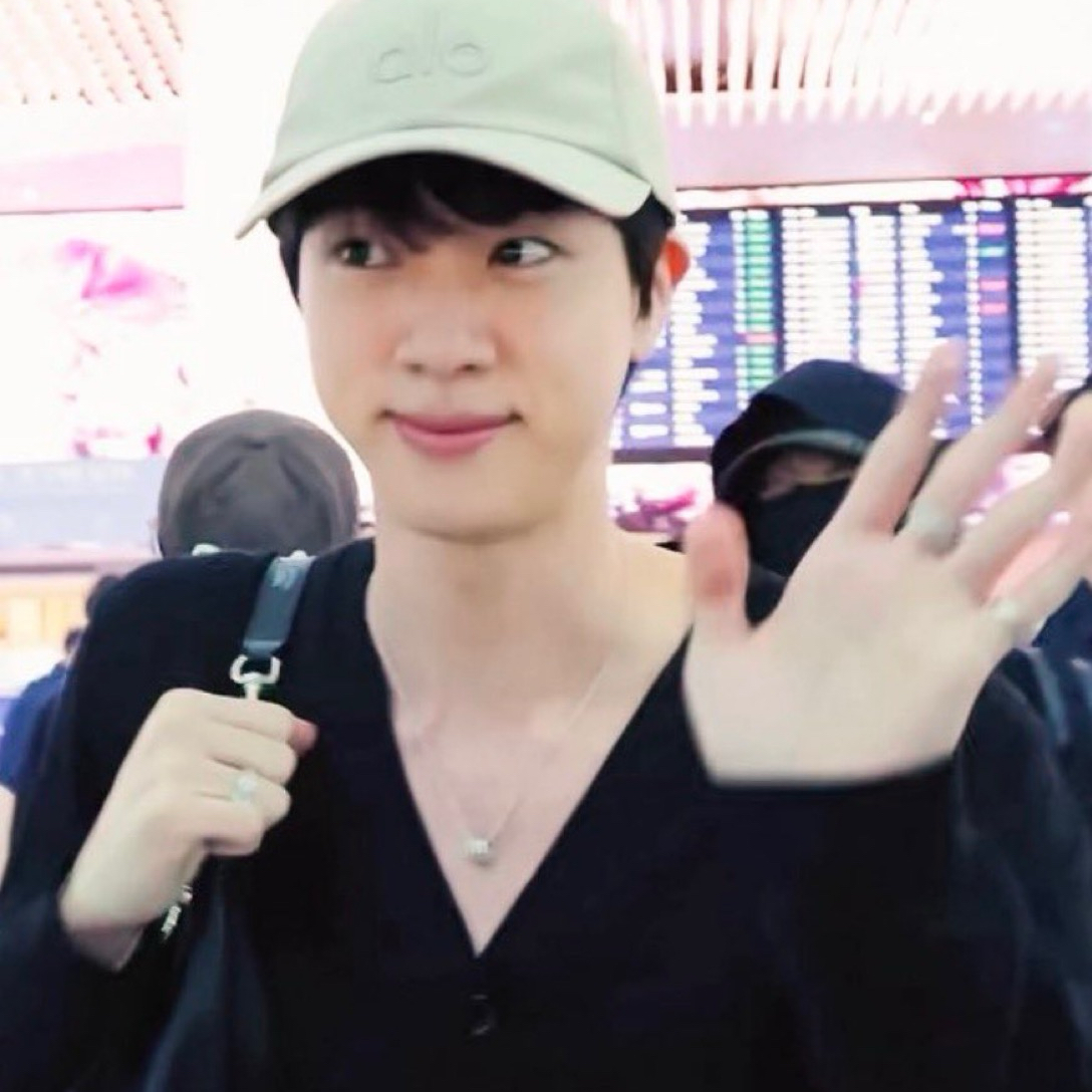 Latest photo of Jin (BTS)