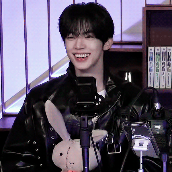 Behind-the-scenes cut of Dohoon (TWS)