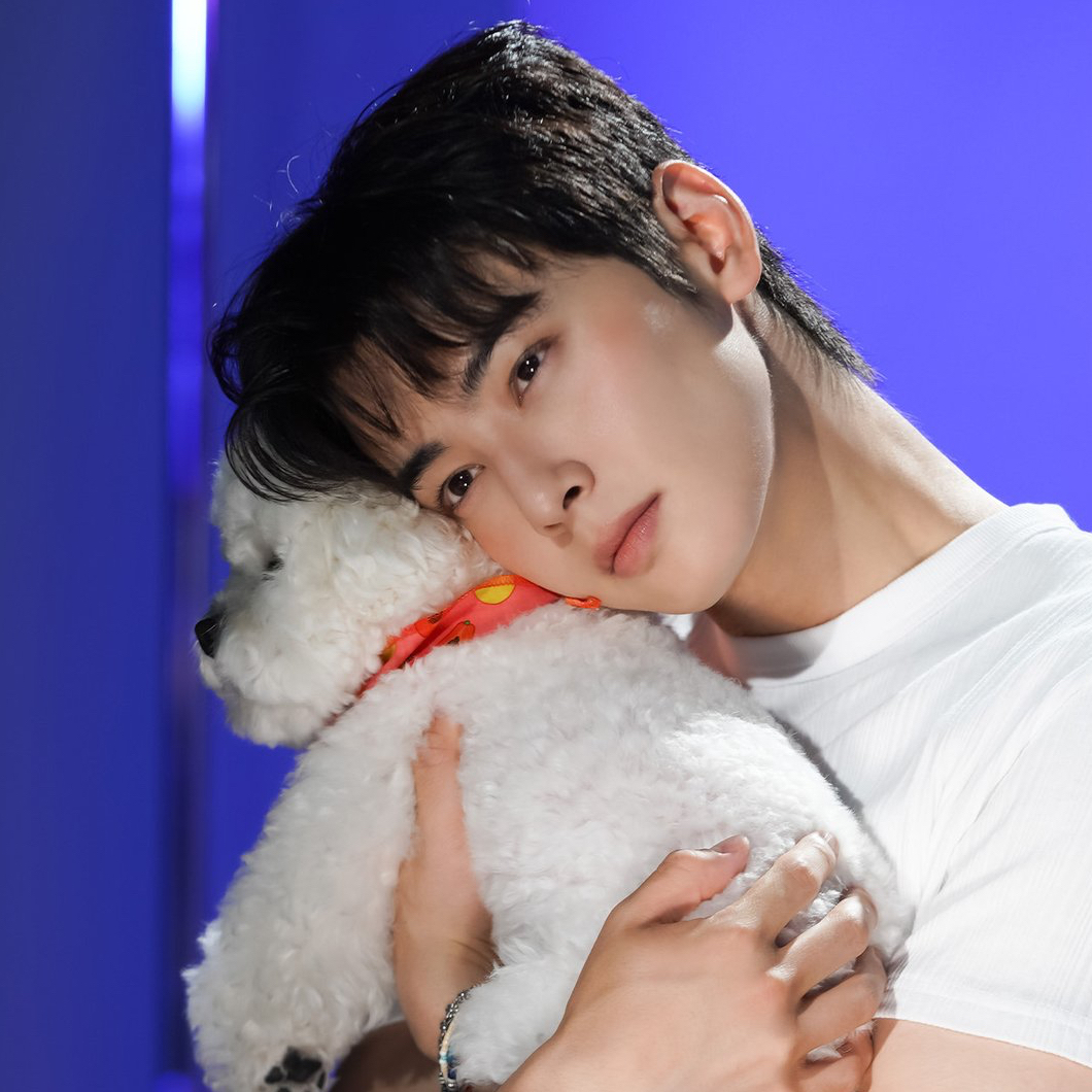 Recent activity shot of Eunwoo (ASTRO)