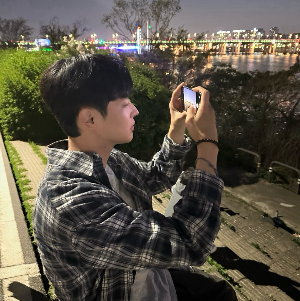 Recent activity shot of Choi Byungchan