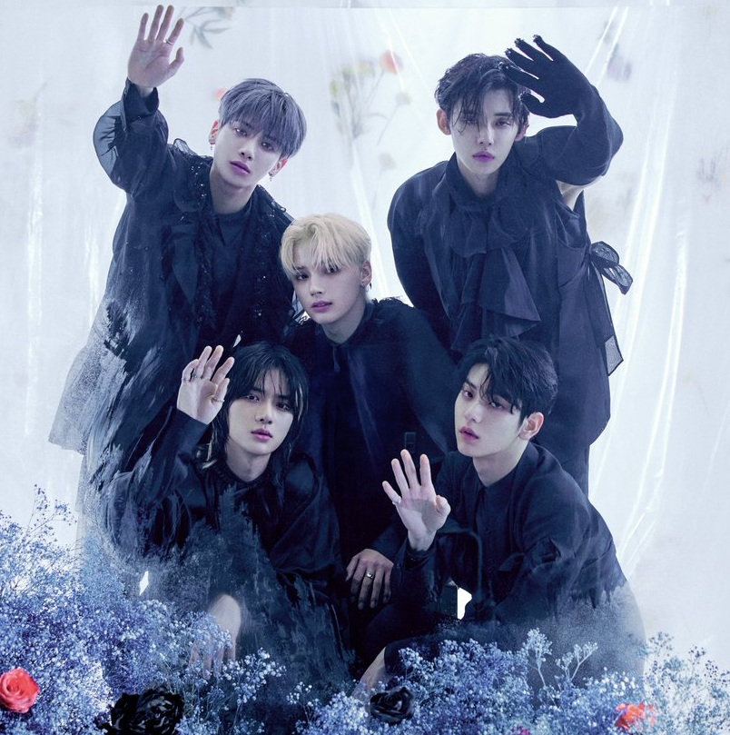 TOMORROW X TOGETHERの最近の活動写真