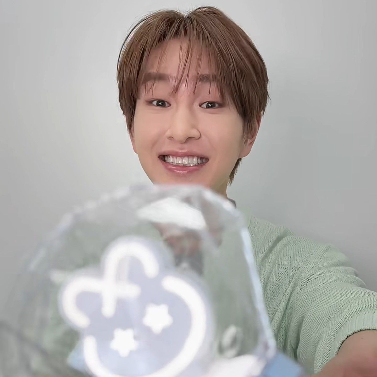 Recent activity shot of Onew (SHINee)