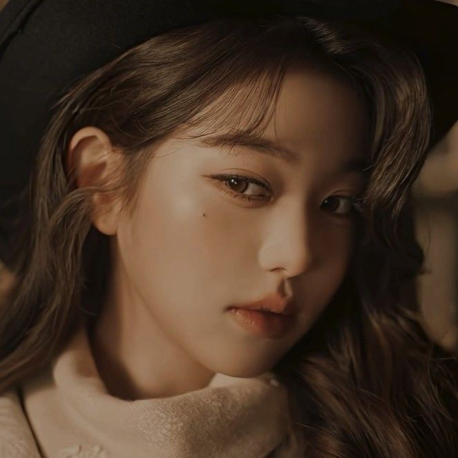 Latest photo of Jang Wonyoung (IVE)