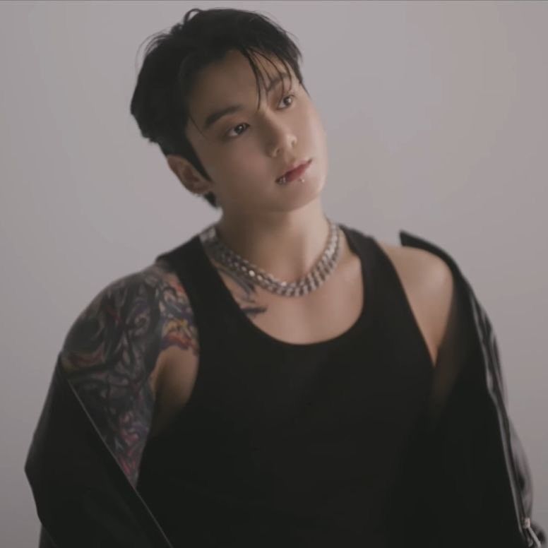 柾國 (防彈少年團)的最新照片