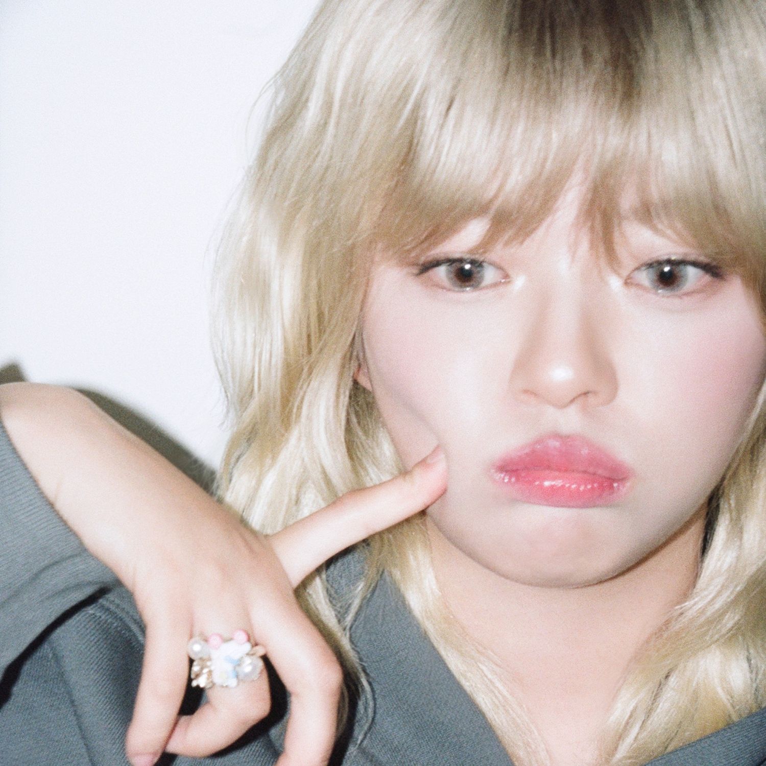 Latest photo of Jeongyeon (TWICE)