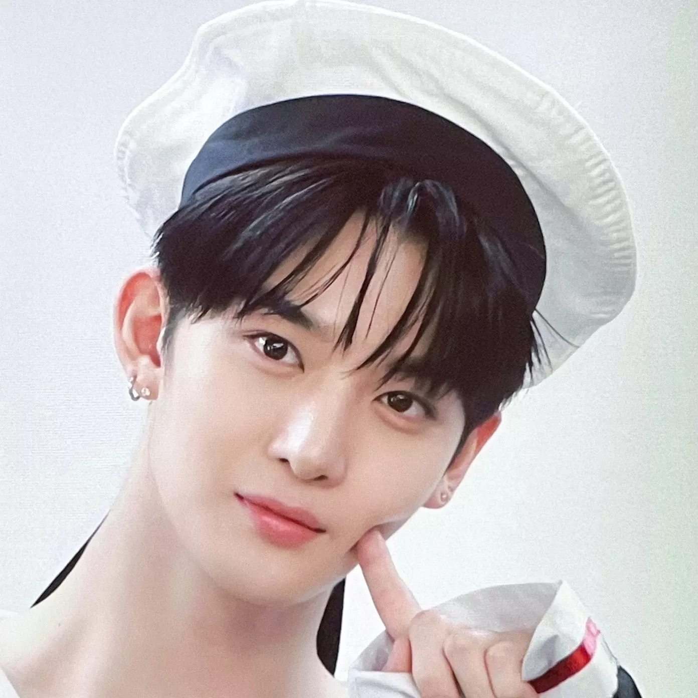 Recent activity shot of Bae Jinyoung