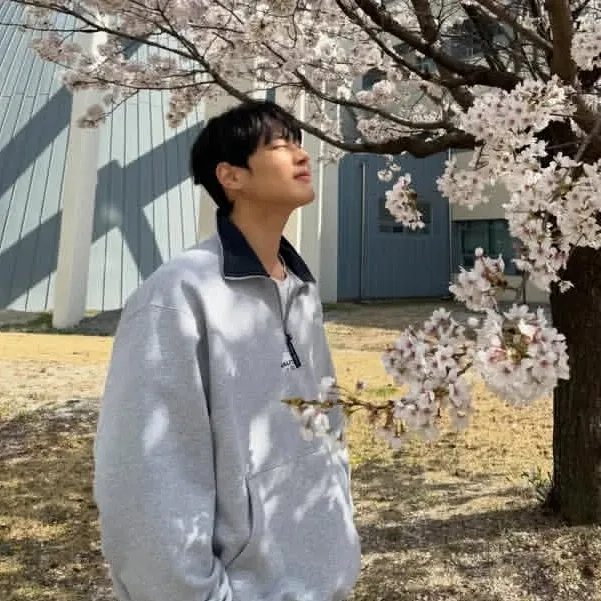 A moment captured by Choi Byungchan's fan