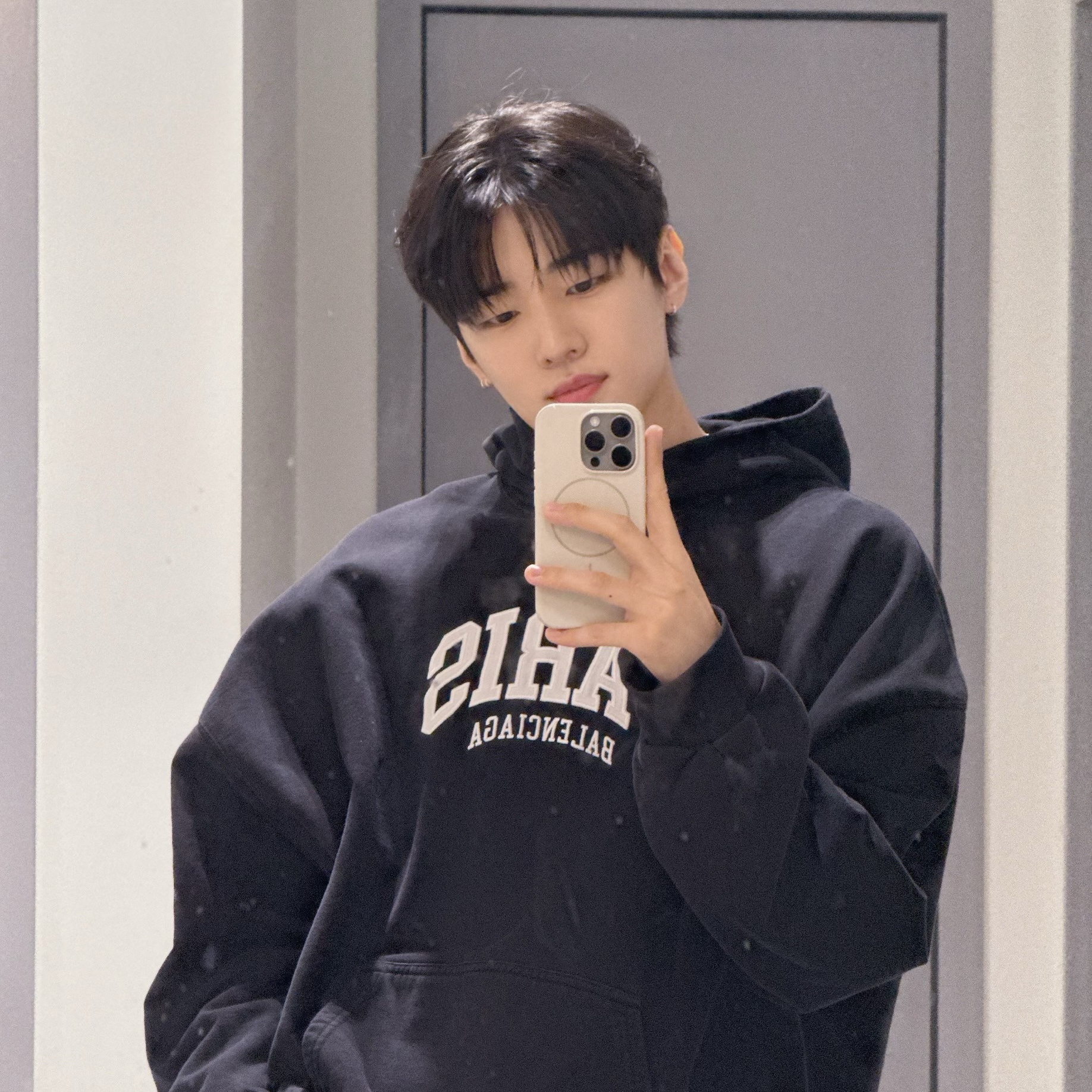 Behind-the-scenes cut of Jaechan (DKZ)