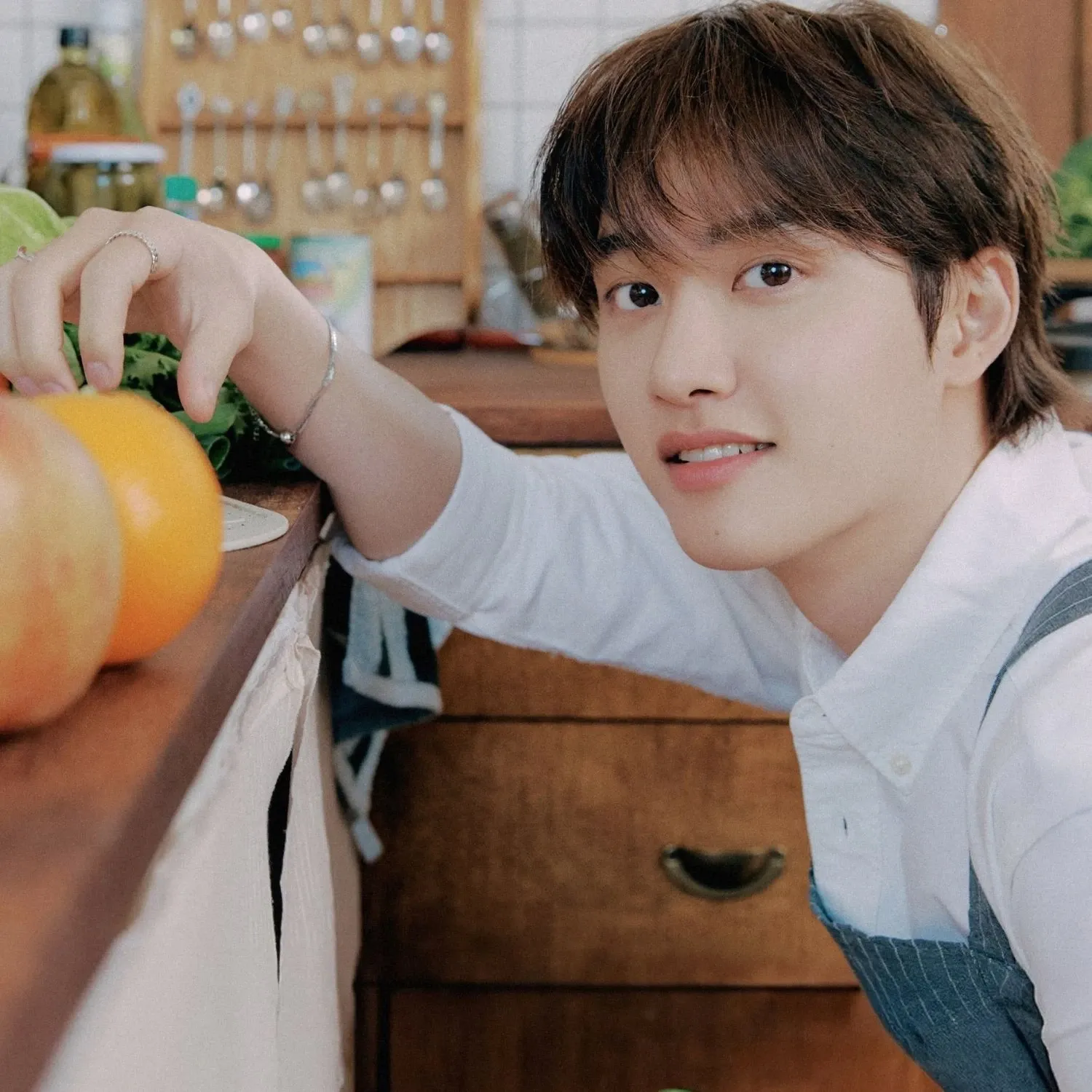 Momen yang diabadikan oleh penggemar D.O. (EXO)