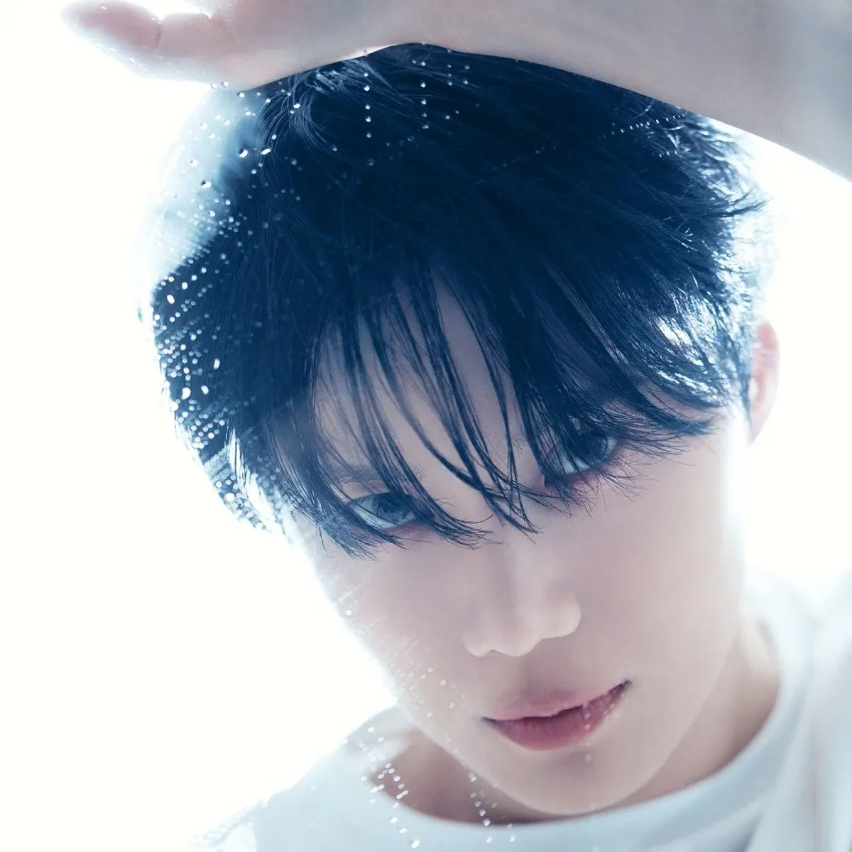 Behind-the-scenes cut of Taemin (SHINee)