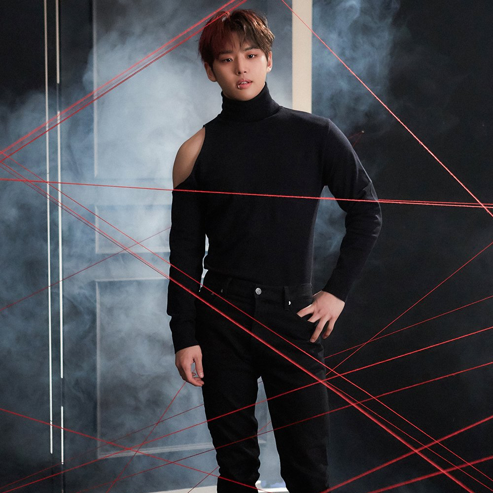 Behind-the-scenes cut of Hongseok (PENTAGON)