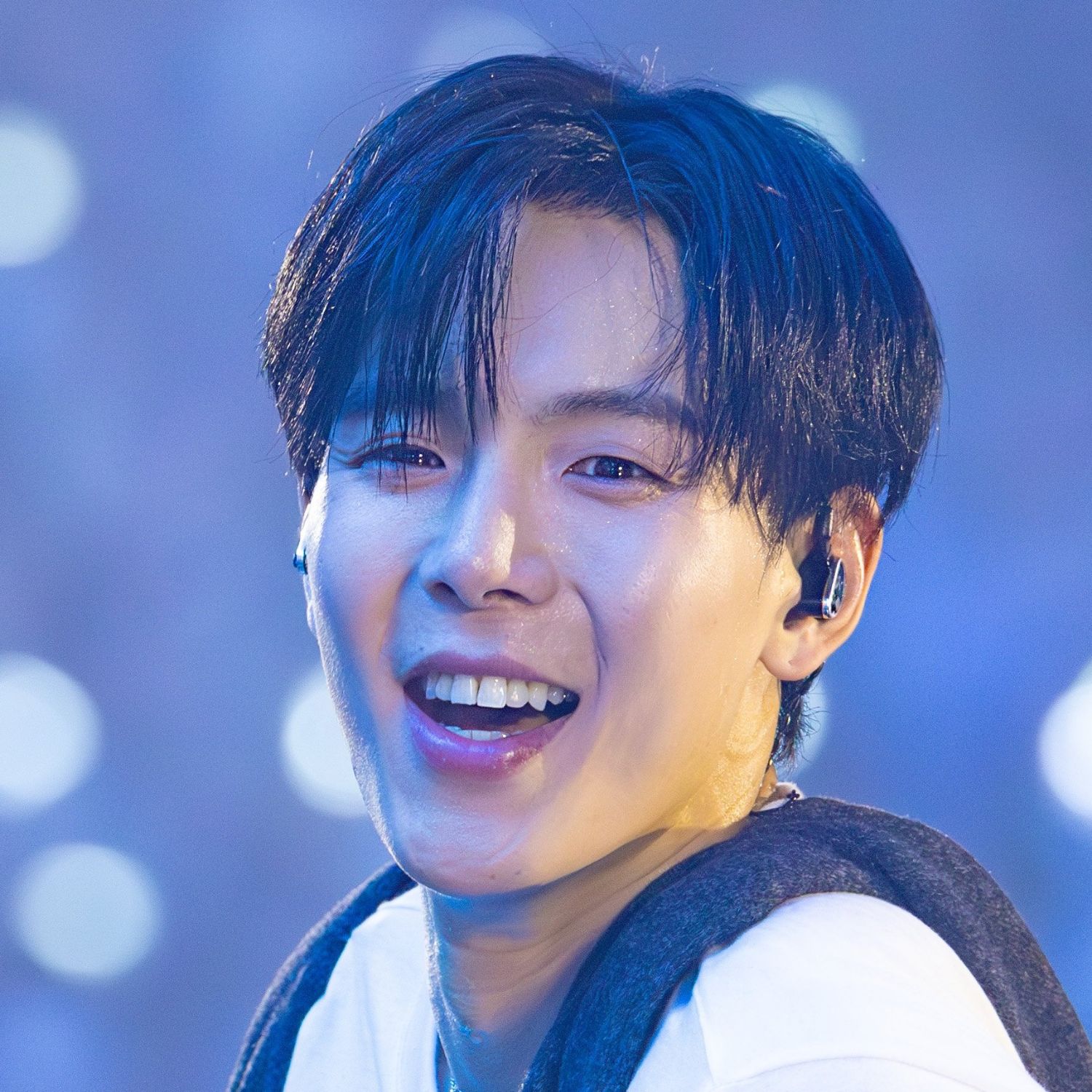 Recent activity shot of Shownu (MONSTA X)