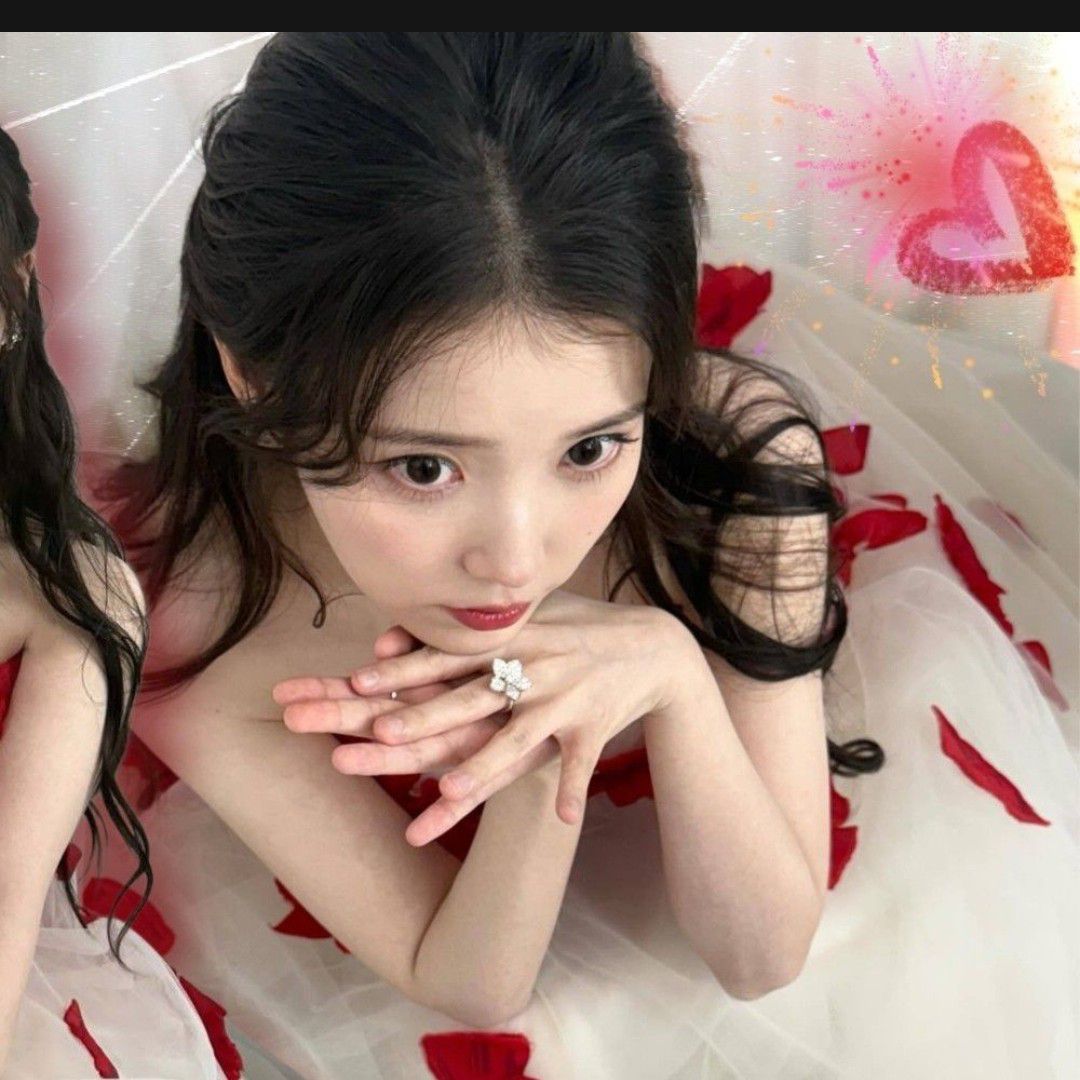 IU的最新活動照片