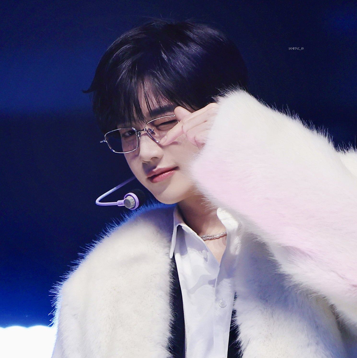 Behind-the-scenes cut of Zhang Hao (ZEROBASEONE)