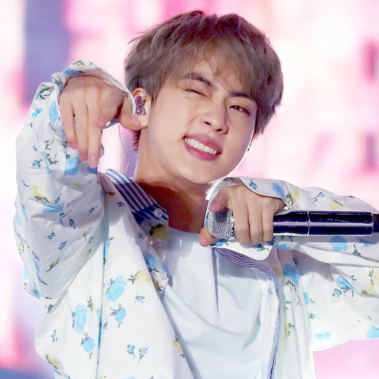A moment captured by Jin (BTS)'s fan