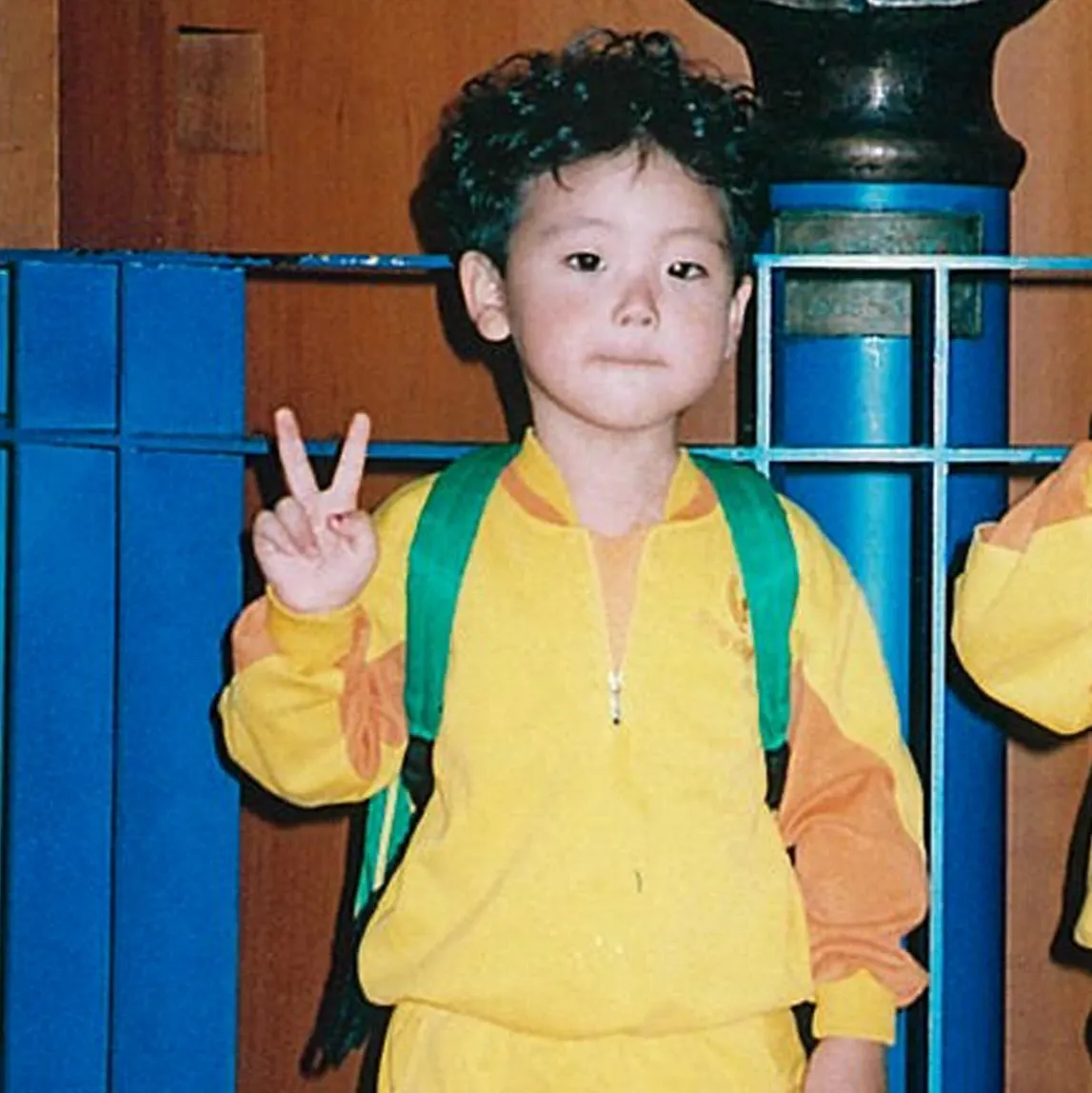 Behind-the-scenes cut of Hyeongjun (CRAVITY)