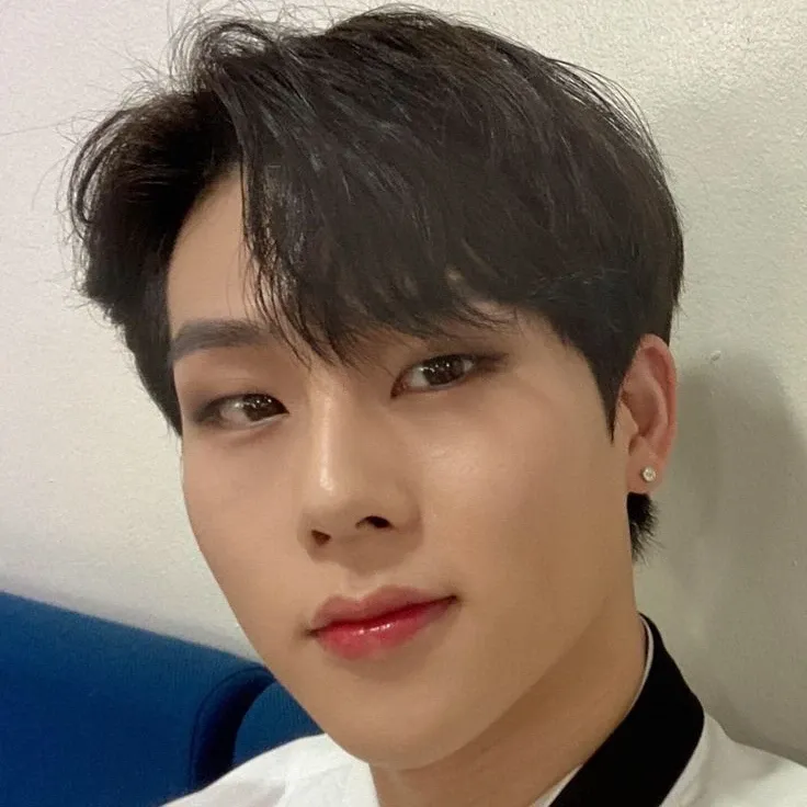 ジュホン (MONSTA X)の最近の活動写真