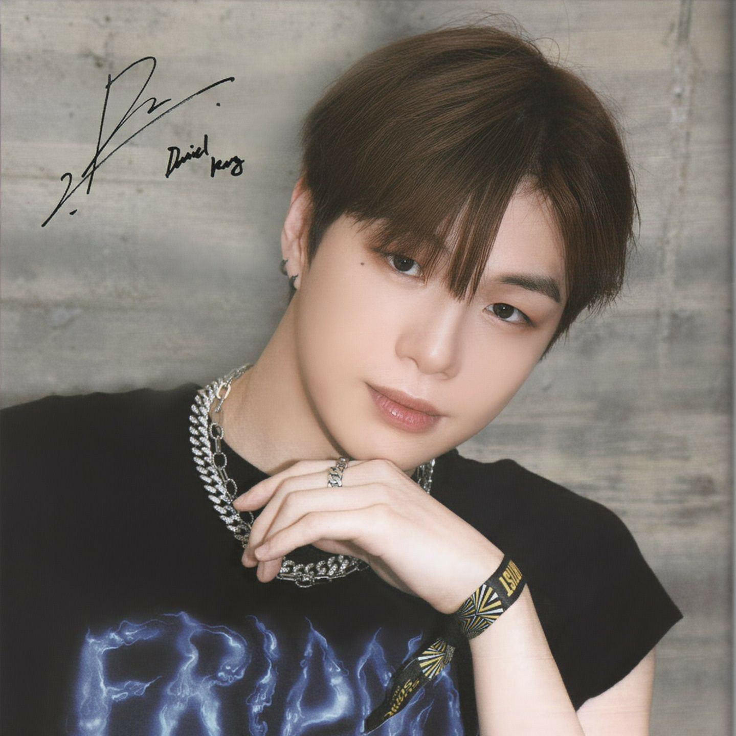 姜丹尼爾的最新照片