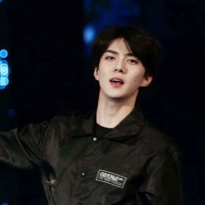 A moment captured by Sehun (EXO)'s fan