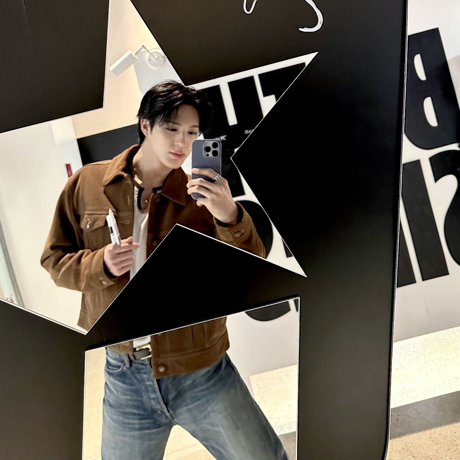 A moment captured by Jeno (NCT DREAM)'s fan