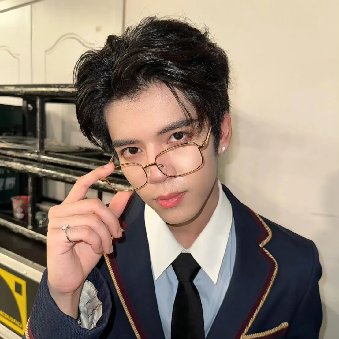 Behind-the-scenes cut of DORN (NexT1DE)