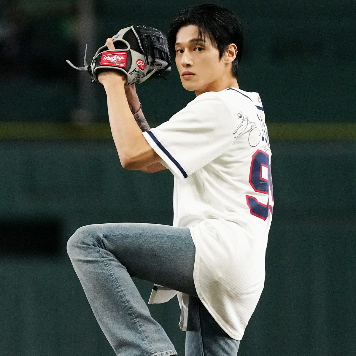 우영 (에이티즈)의 비하인드 컷