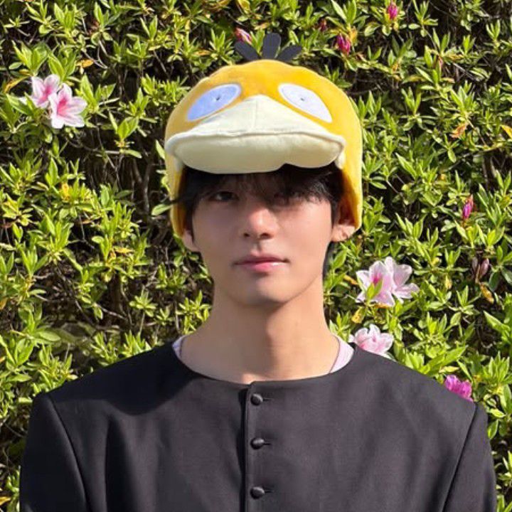 Foto terbaru V (BTS)