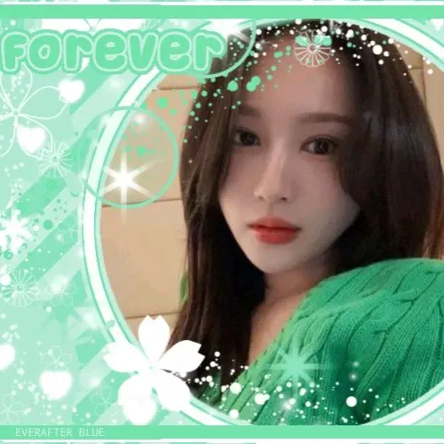 Latest photo of Siyeon (DREAMCATCHER)
