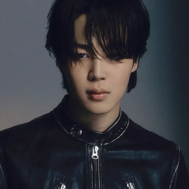 Foto aktivitas terbaru Jimin (BTS)