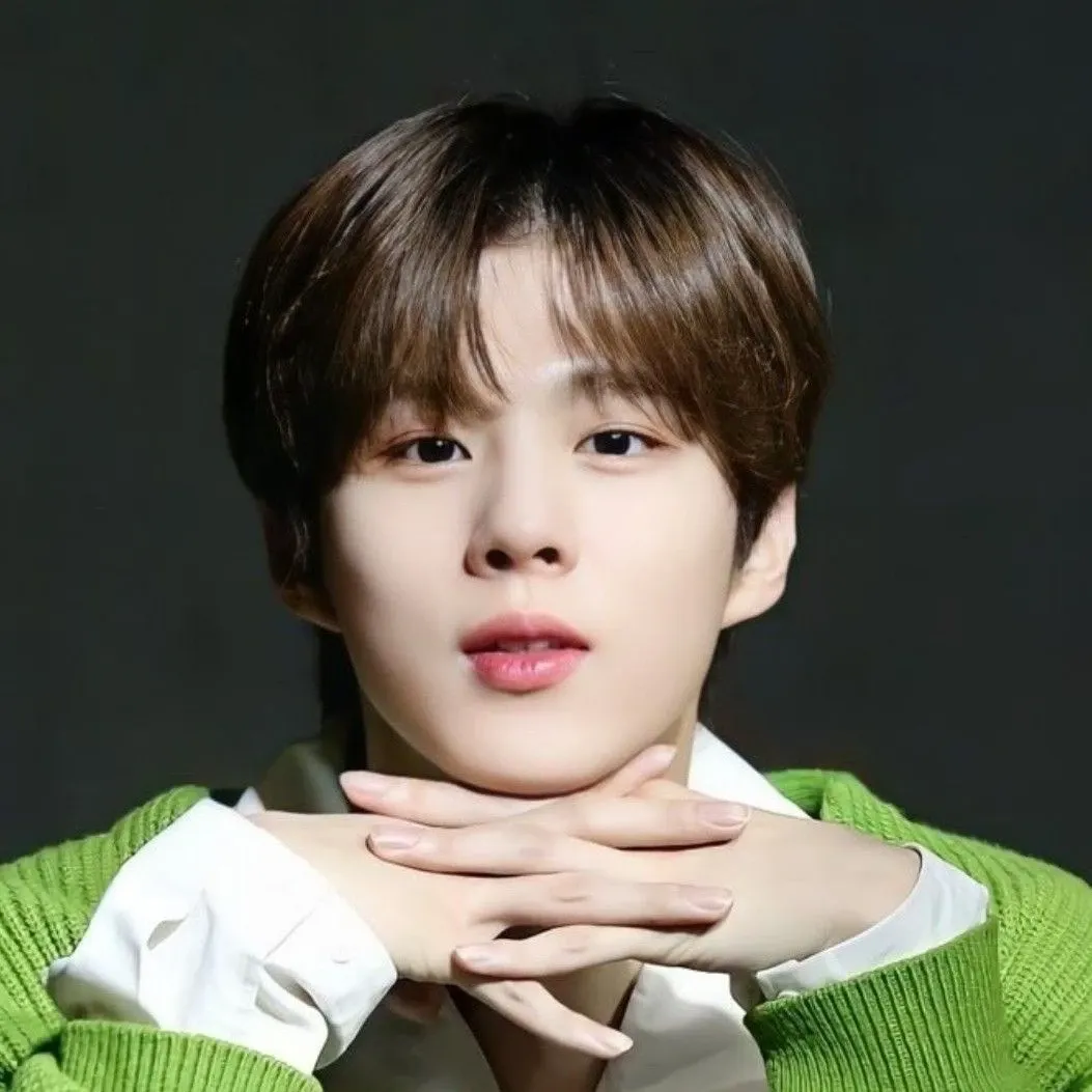 A moment captured by Kim Wooseok's fan