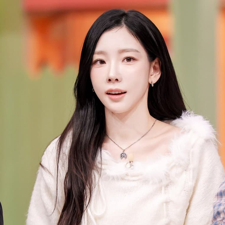 Recent activity shot of Taeyeon (Girls' Generation)