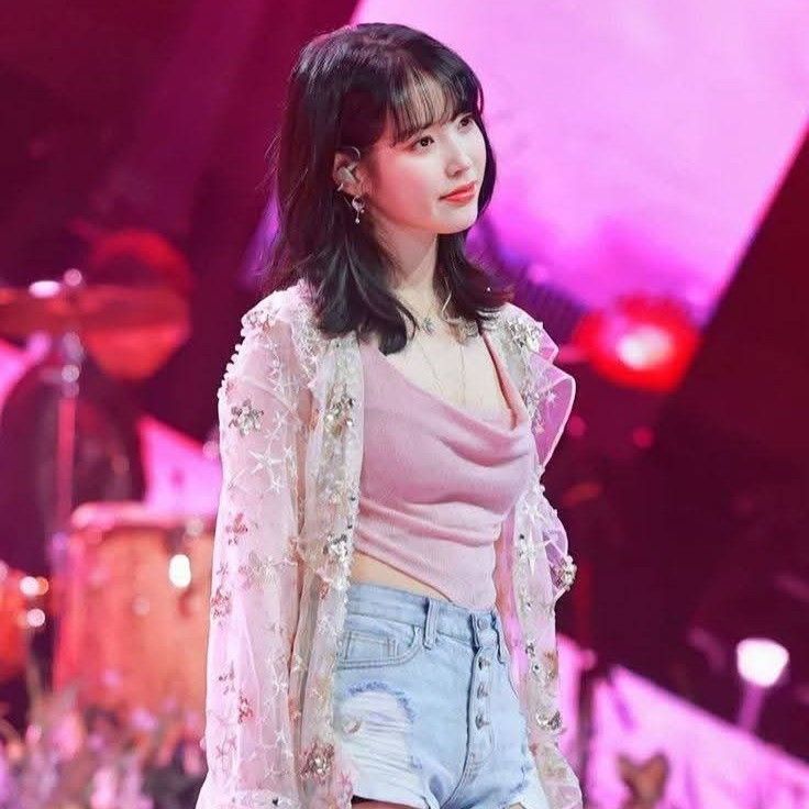 IUの舞台裏ショット