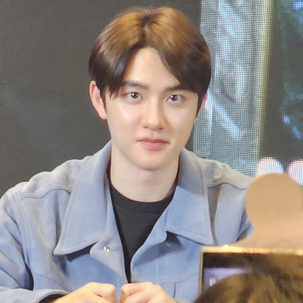 디오 (EXO) 최근 활동샷