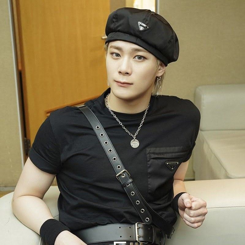 아스트로의 비하인드 컷