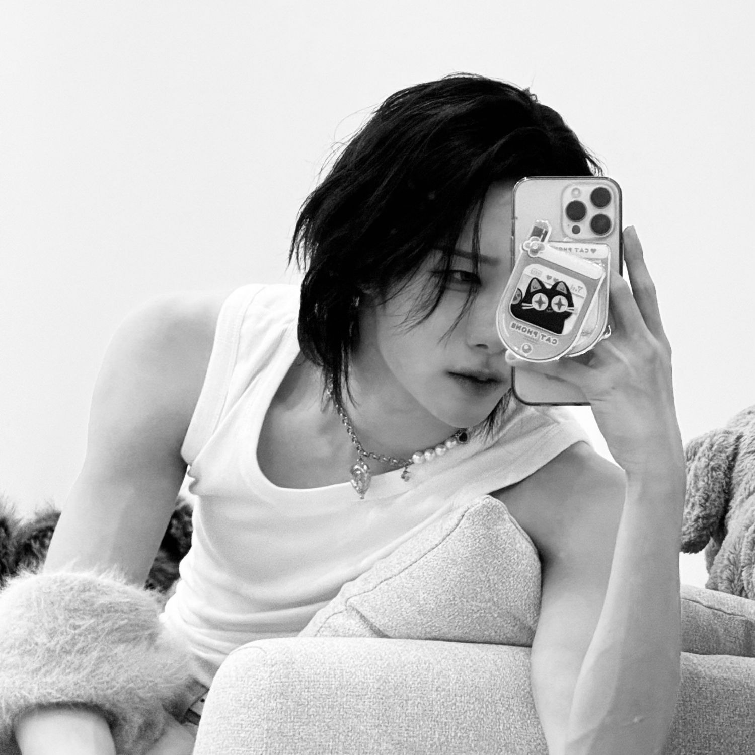 Behind-the-scenes cut of Rui (XLOV)