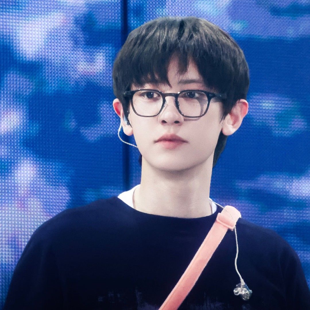 찬열 (EXO)의 최신 사진