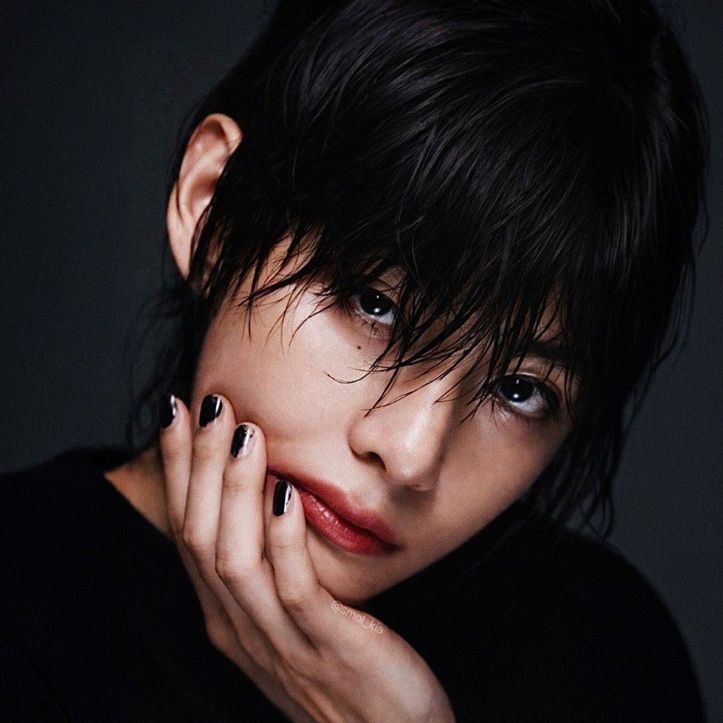 A moment captured by V (BTS)'s fan