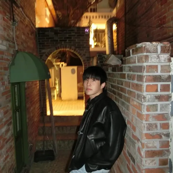 진진 (아스트로)의 비하인드 컷