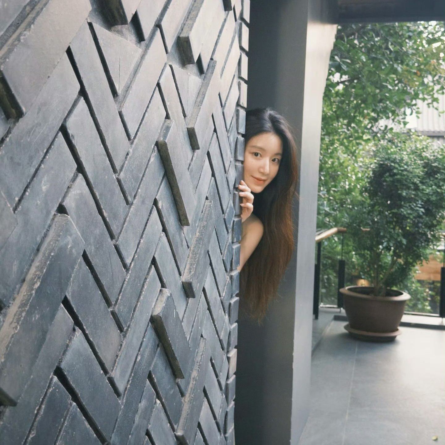 A moment captured by Shuhua (i-dle)'s fan