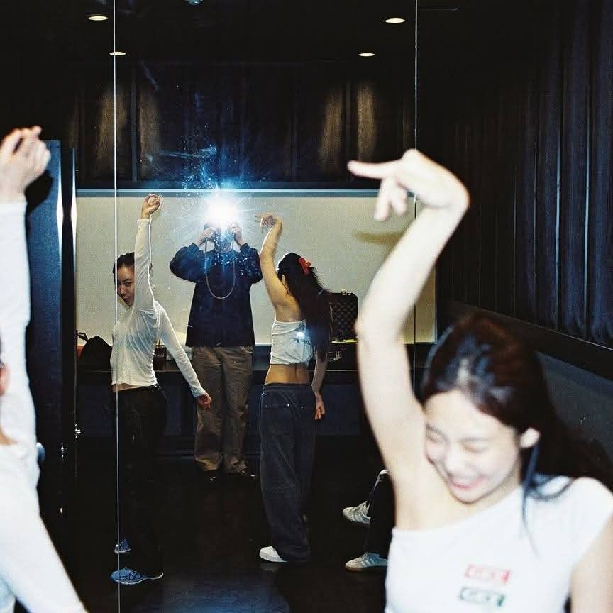 BLACKPINK의 비하인드 컷