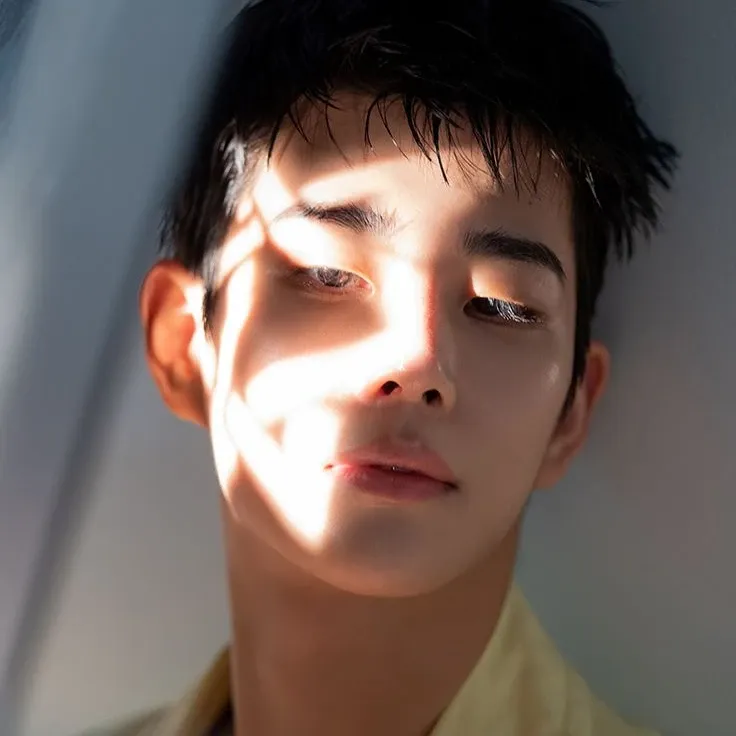 Behind-the-scenes cut of MJ (ASTRO)