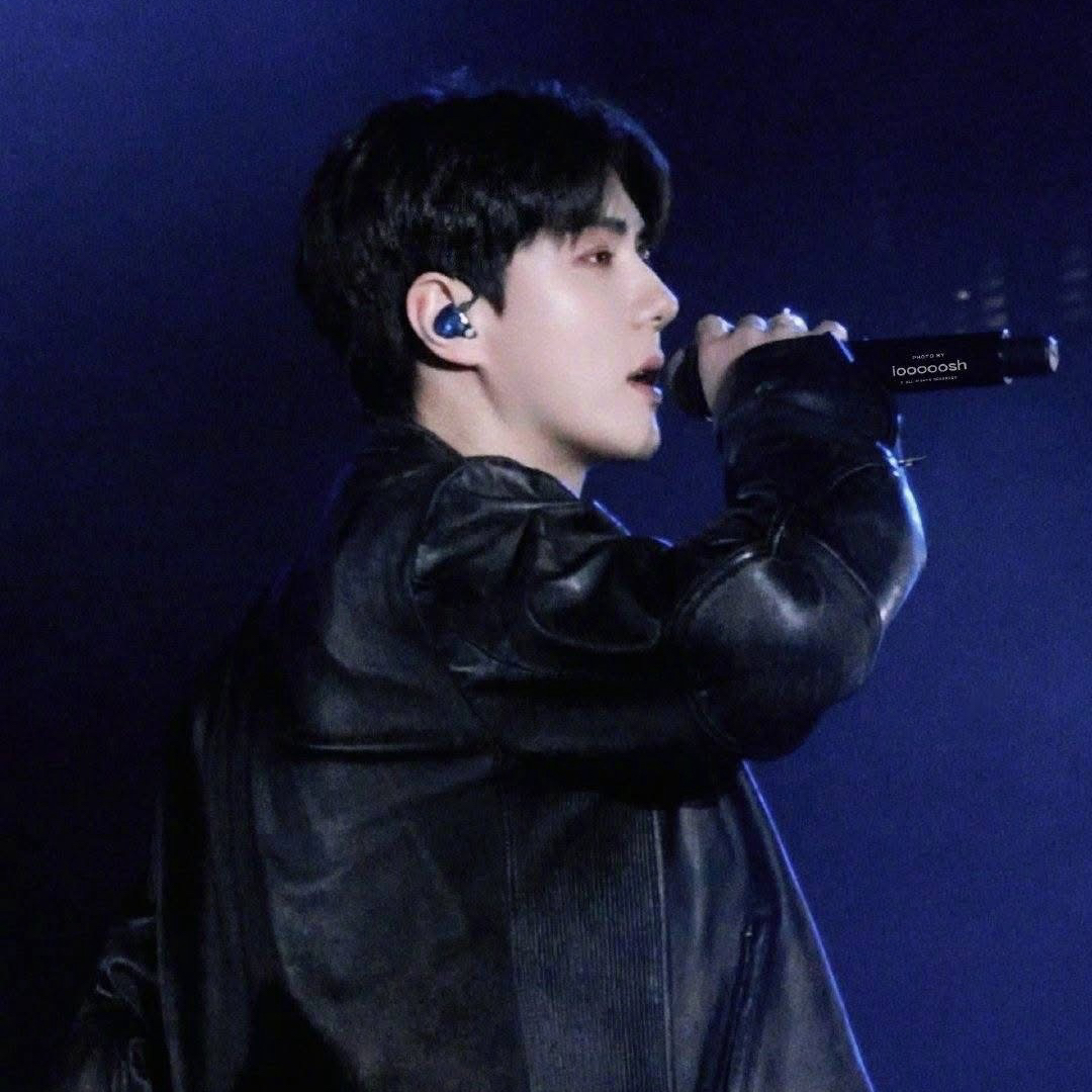 세훈 (EXO)의 최신 사진