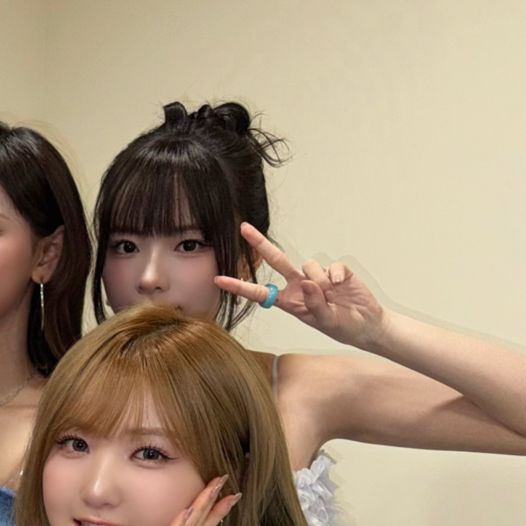 A moment captured by SAY MY NAME's fan